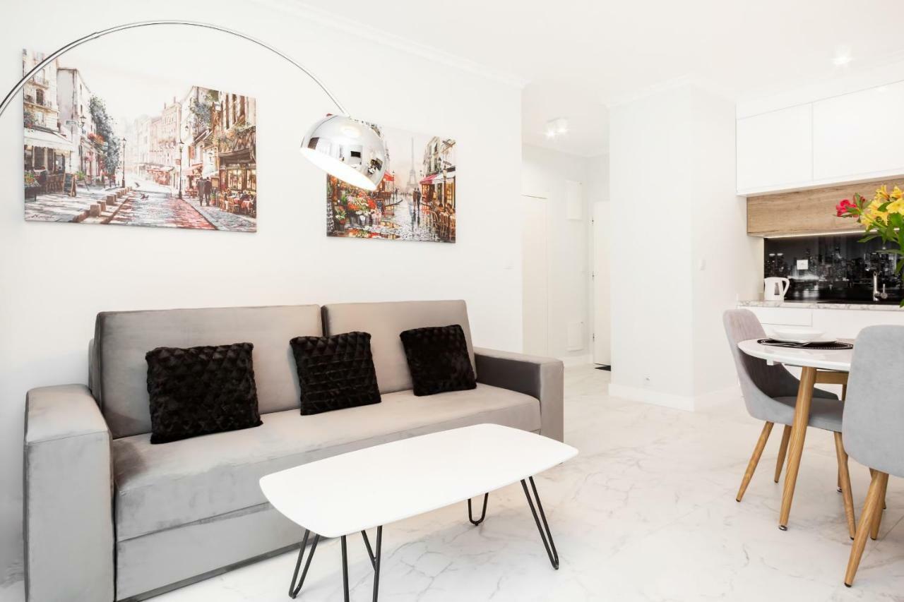 Apartments Warsaw Dzielna By Noclegi Renters ภายนอก รูปภาพ