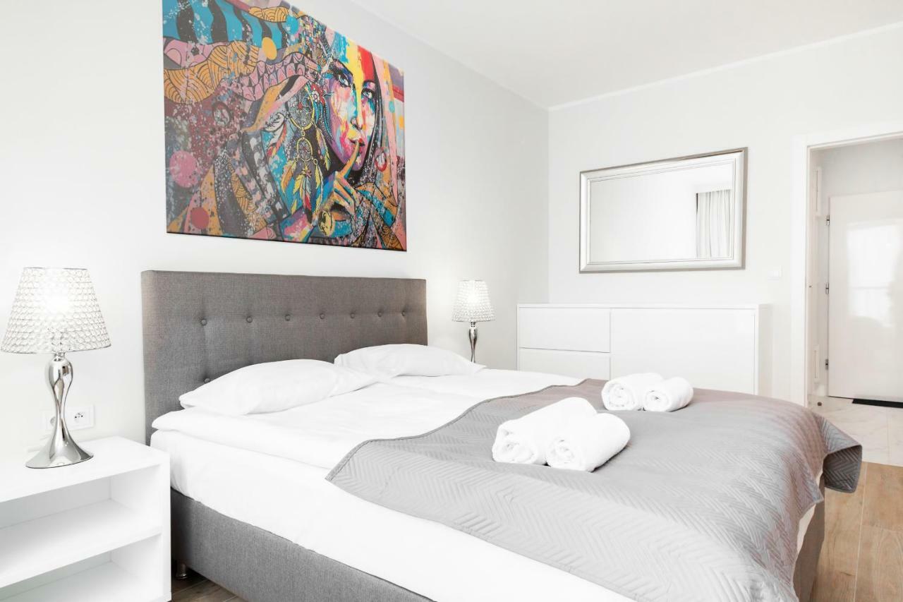 Apartments Warsaw Dzielna By Noclegi Renters ภายนอก รูปภาพ
