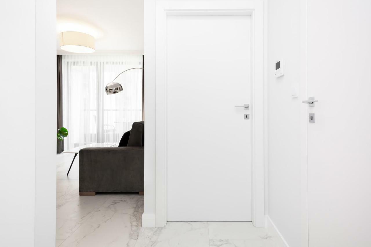 Apartments Warsaw Dzielna By Noclegi Renters ภายนอก รูปภาพ