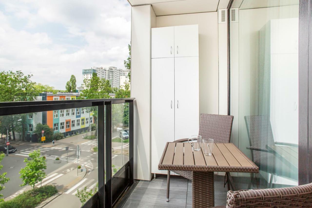 Apartments Warsaw Dzielna By Noclegi Renters ภายนอก รูปภาพ