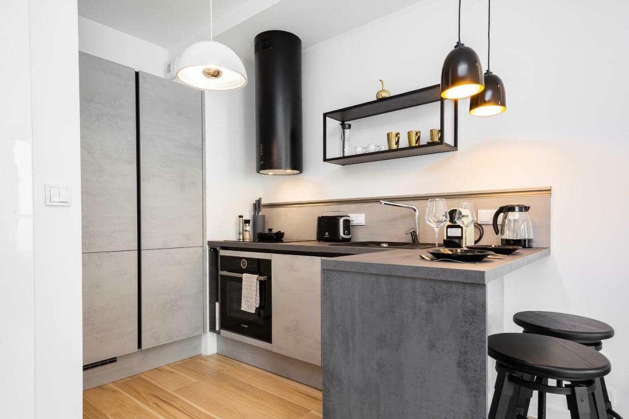Apartments Warsaw Dzielna By Noclegi Renters ภายนอก รูปภาพ
