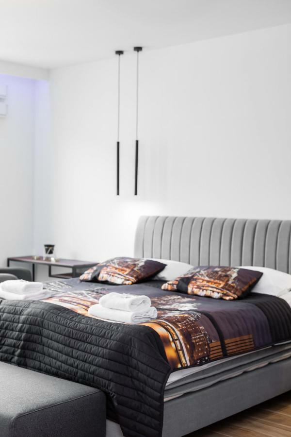 Apartments Warsaw Dzielna By Noclegi Renters ภายนอก รูปภาพ